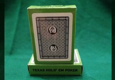 plastic-cards-100-texas-hold-em